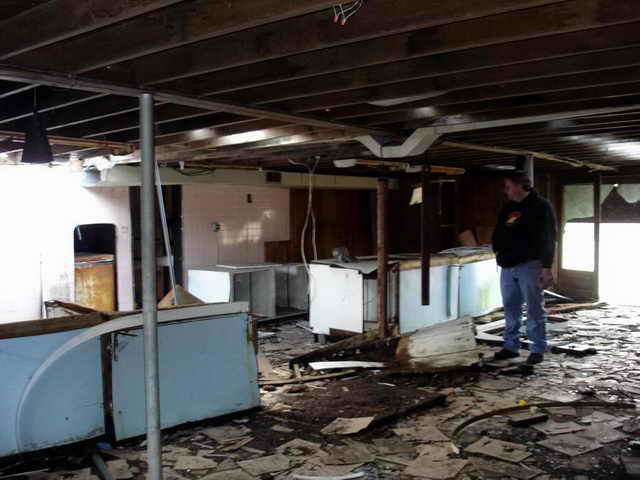 Speedway Auto Theatre - 2006 Photo (newer photo)